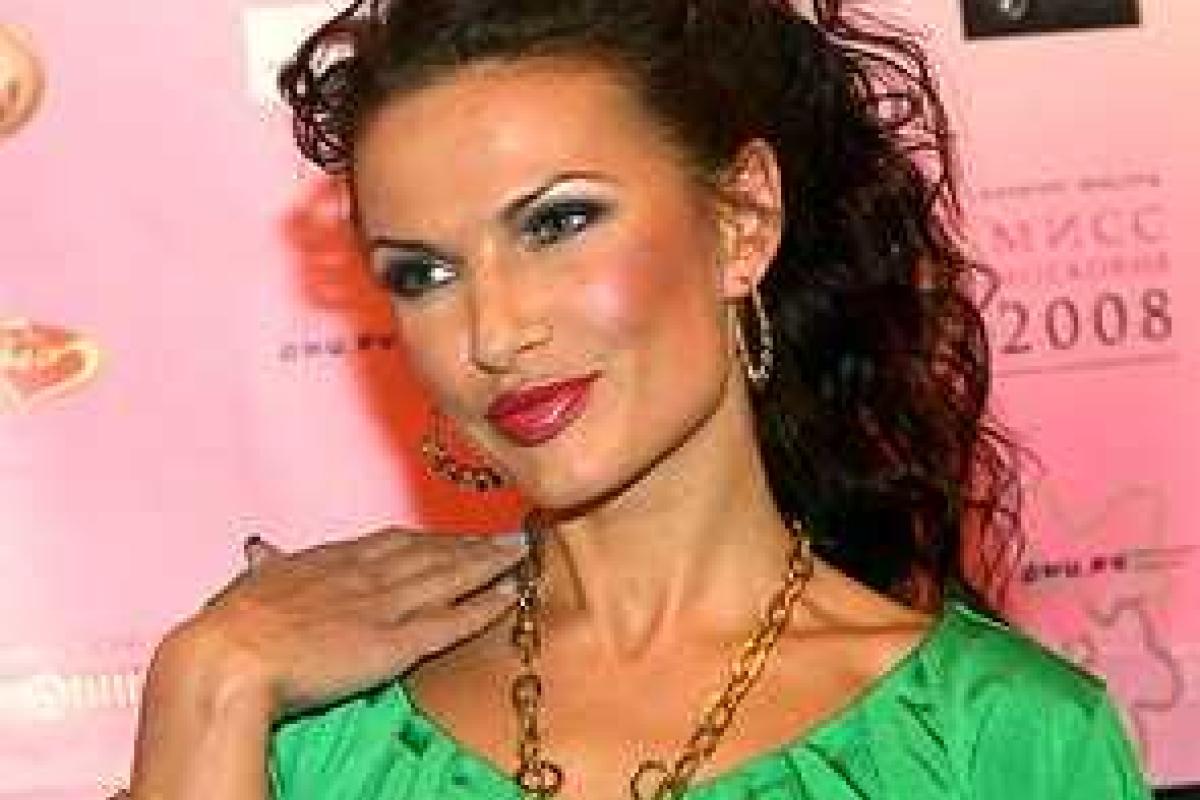 Эвелина Бледанс обута в талисман Эвелина Бледанс обута в талисман