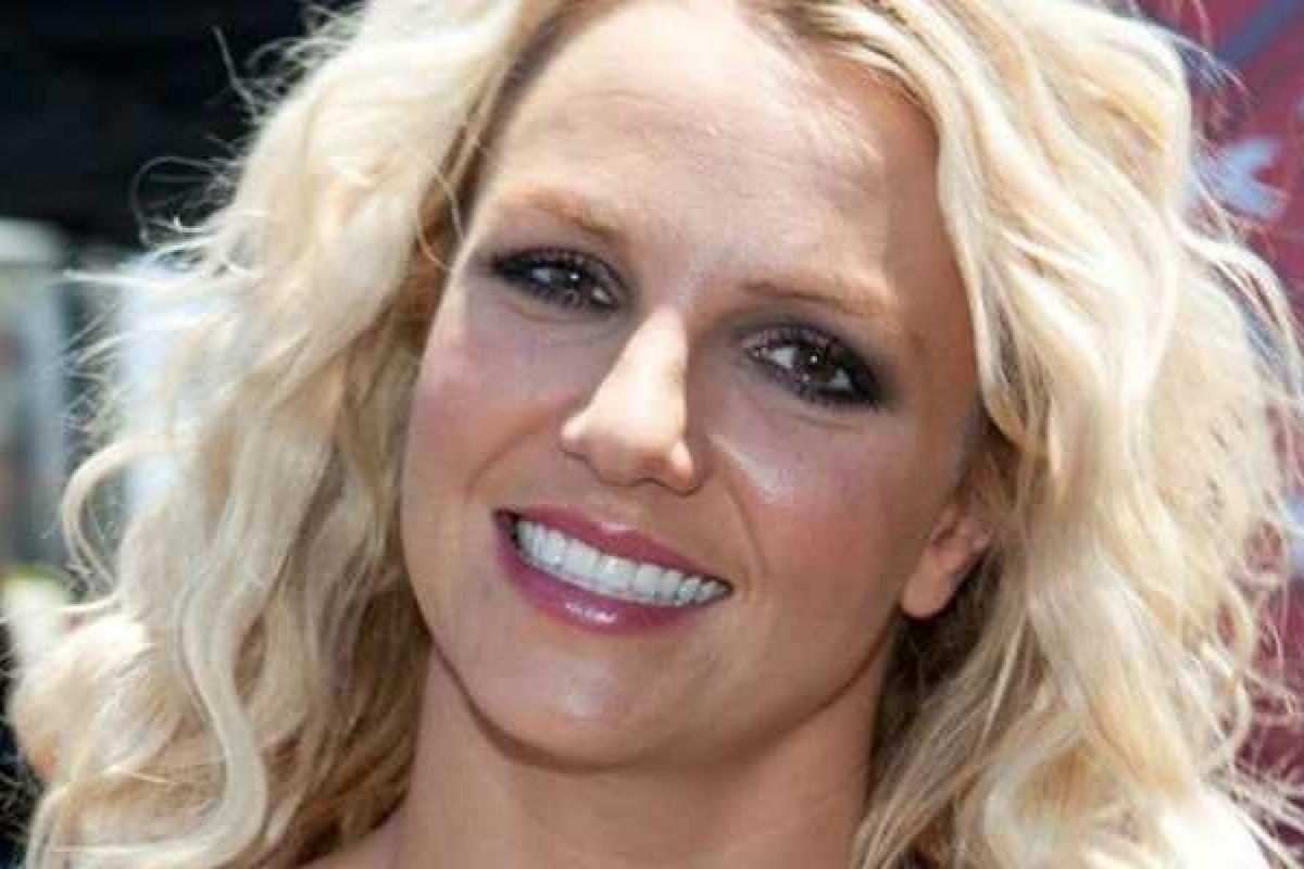 Бритни Спирс "убежала" не оплатив счет в ресторане Бритни Спирс "убежала" не оплатив счет в ресторане