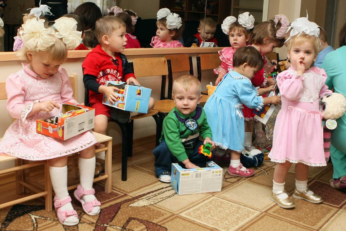 ВИЧ-инфицированных детей вывезли из Макеевки ВИЧ-инфицированных детей вывезли из Макеевки