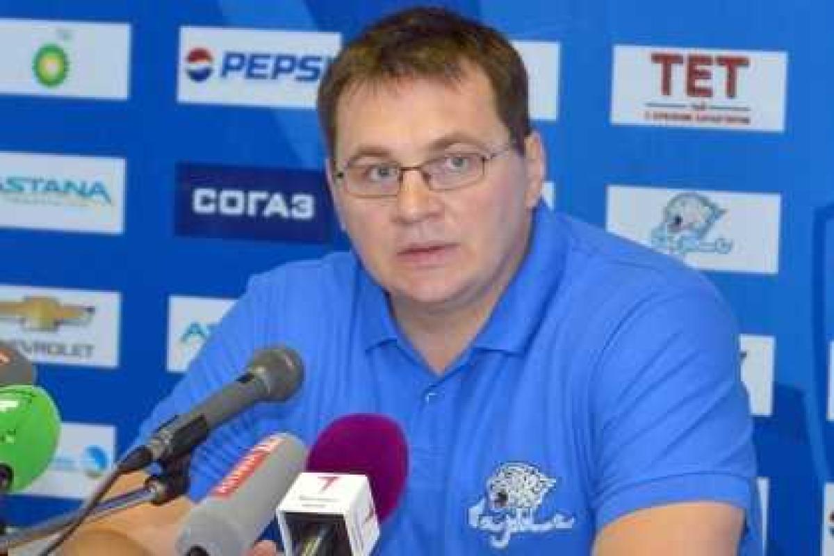 Главный тренер хоккейной сборной Украины попросился в отставку Главный тренер хоккейной сборной Украины попросился в отставку