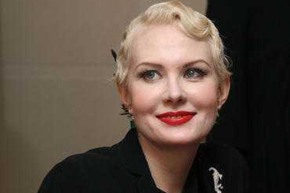 На голове Ренаты Литвиновой стало больше волос На голове Ренаты Литвиновой стало больше волос