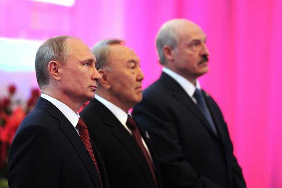 Президенты Евразийского экономического союза готовы к переговорам с Порошенко Президенты Евразийского экономического союза готовы к переговорам с Порошенко