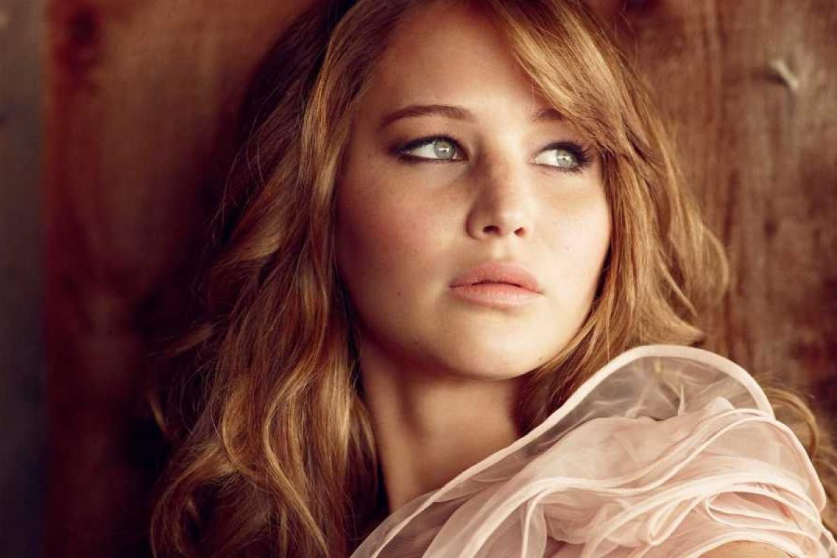 Джоли потеряла первенство в рейтинге самых значимых актрис Джоли потеряла первенство в рейтинге самых значимых актрис