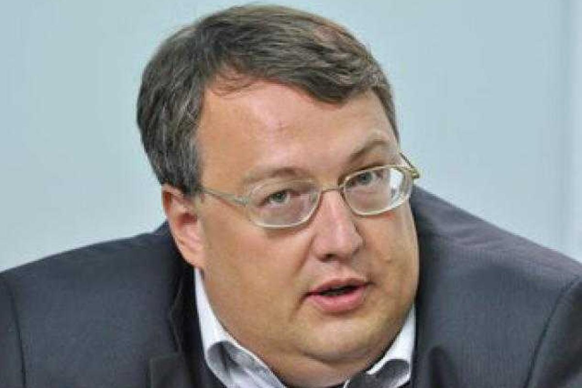 Подбрасывая поленья в "костер" в Украине, Путин раздувает пожар у себя дома - Геращенко Подбрасывая поленья в "костер" в Украине, Путин раздувает пожар у себя дома - Геращенко
