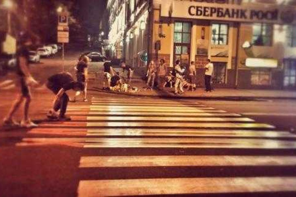 Антипутинский пешеходный 3D-переход создан в Киеве Антипутинский пешеходный 3D-переход создан в Киеве