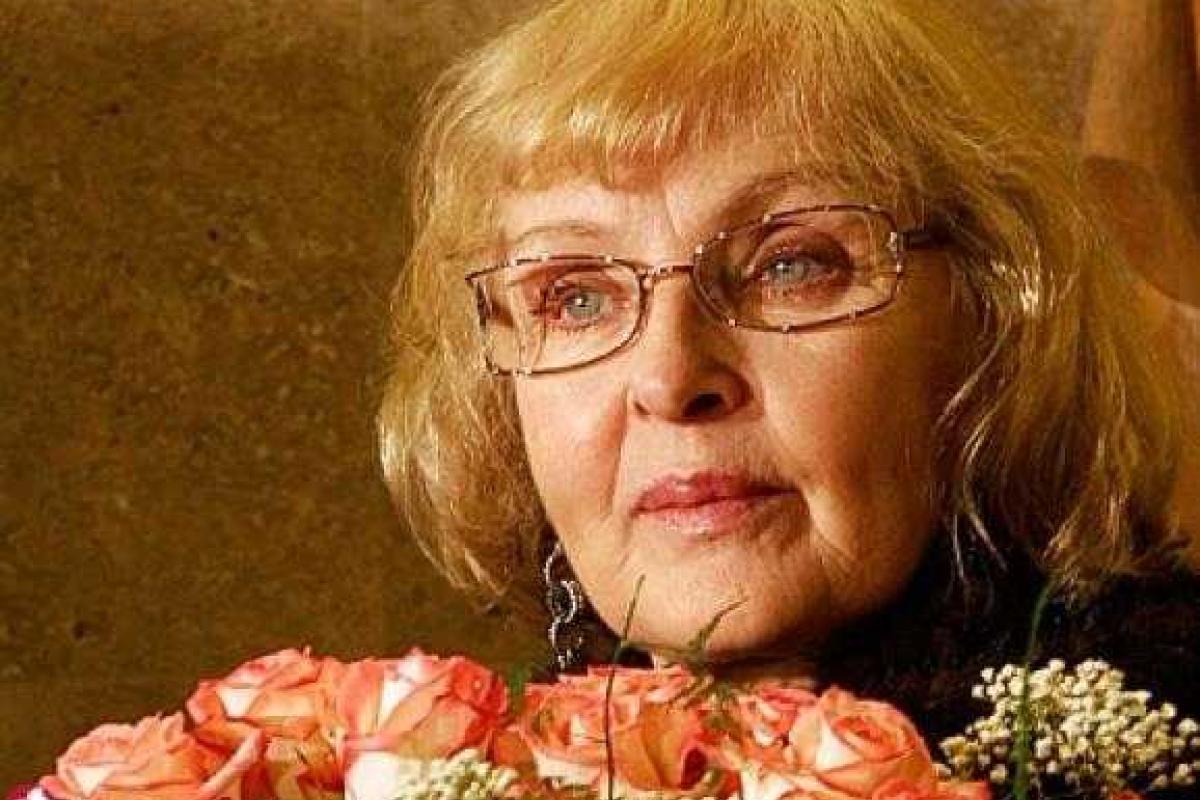 Ада Роговцева едет в Лисичанск Ада Роговцева едет в Лисичанск