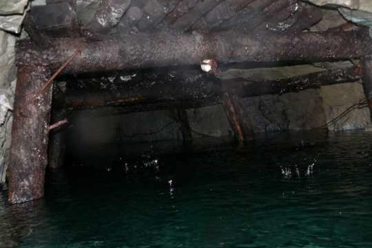 Профсоюз горняков: Затопление шахт приведет к отравлению питьевой воды