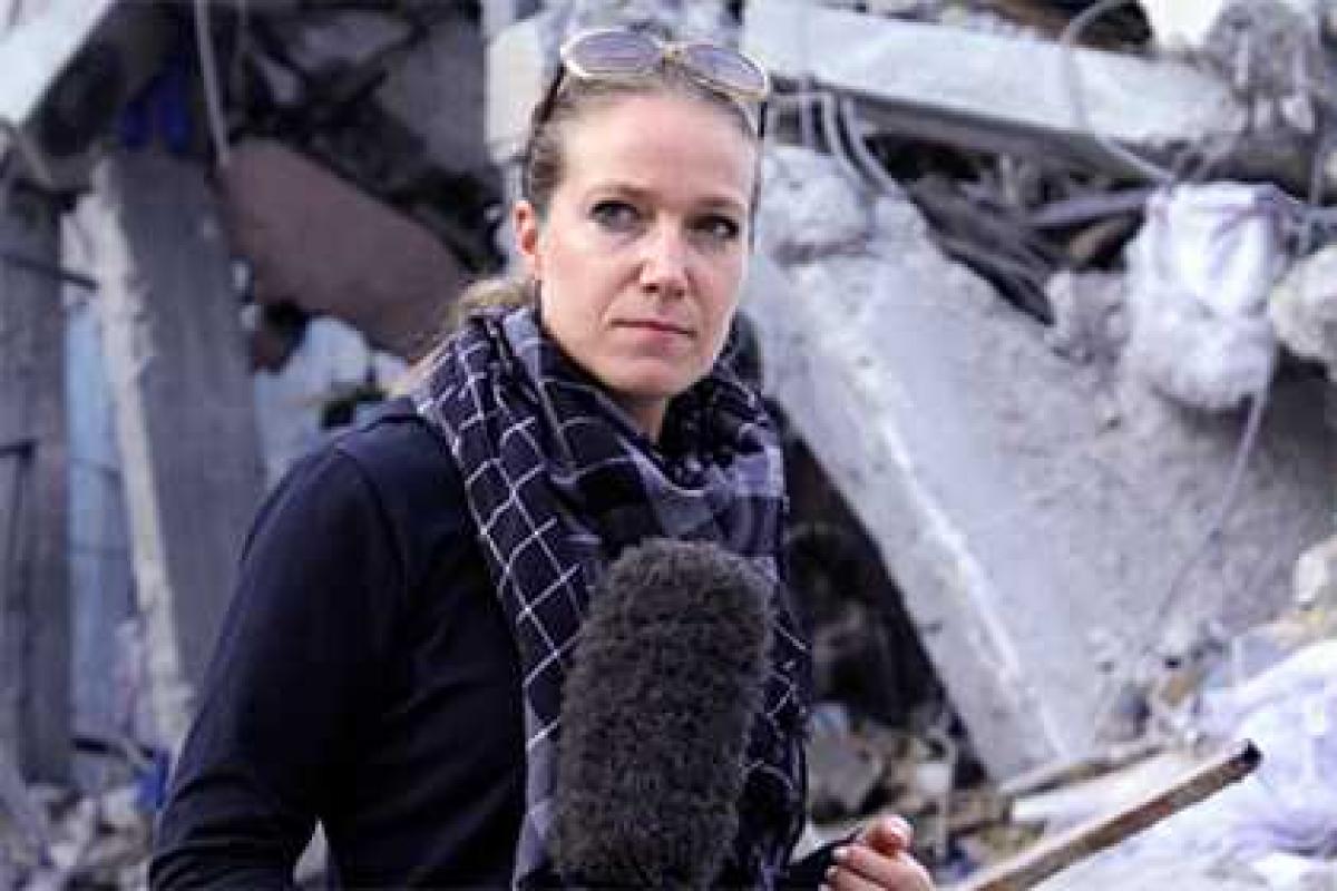 Пьяная журналистка CNN покусала медиков