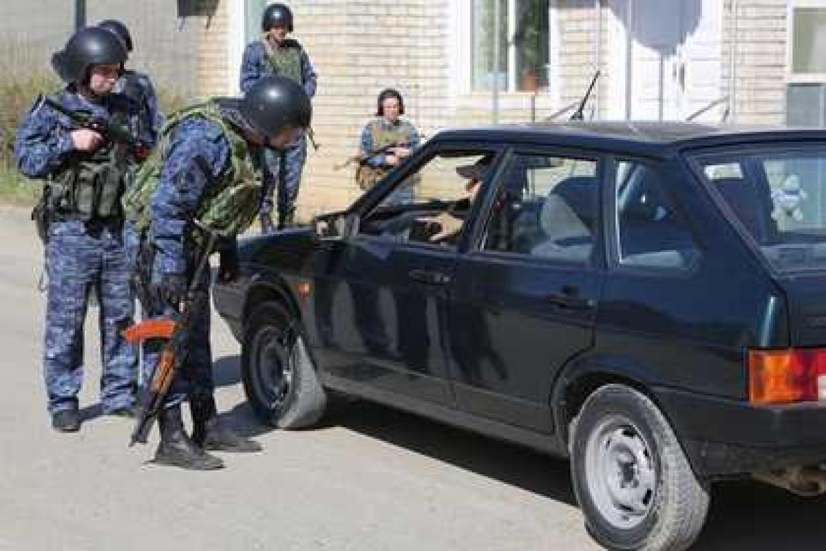 В Дагестане совершено вооруженное нападение на полицейских В Дагестане совершено вооруженное нападение на полицейских
