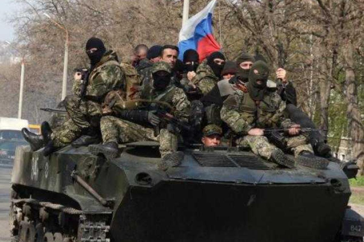 В переговорах о перемирии на Донбассе участвуют высокие чины армии РФ В переговорах о перемирии на Донбассе участвуют высокие чины армии РФ