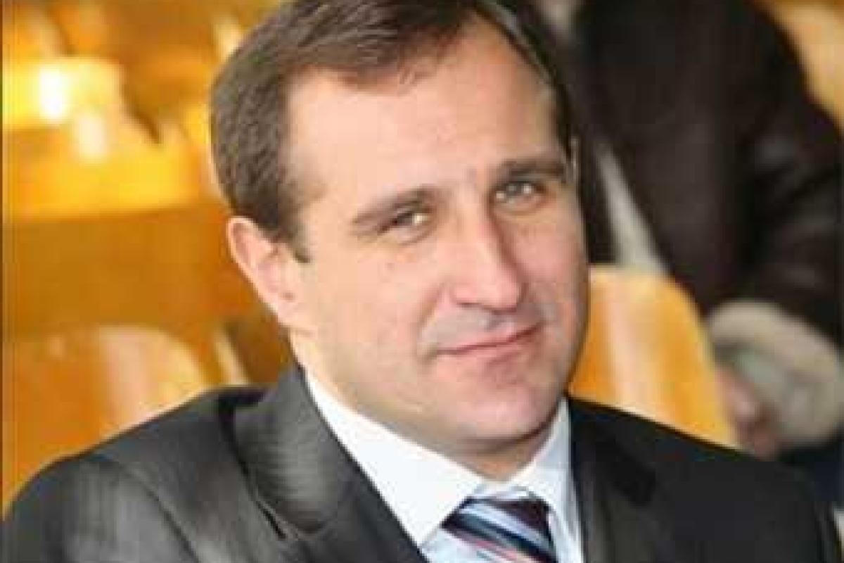Задержаны исполнители и заказчик убийства мэра Кременчуга Задержаны исполнители и заказчик убийства мэра Кременчуга