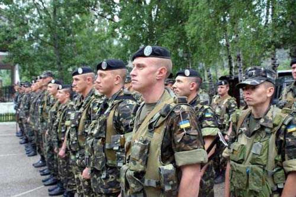 Киев отправил гуманитарную помощь бойцам 12-го батальона в зону АТО Киев отправил гуманитарную помощь бойцам 12-го батальона в зону АТО