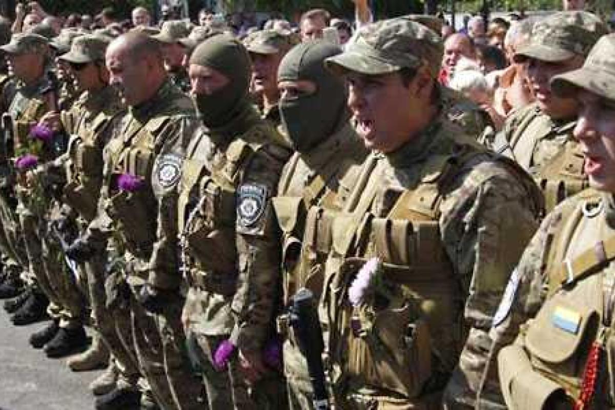 В Украине растет число добровольцев В Украине растет число добровольцев