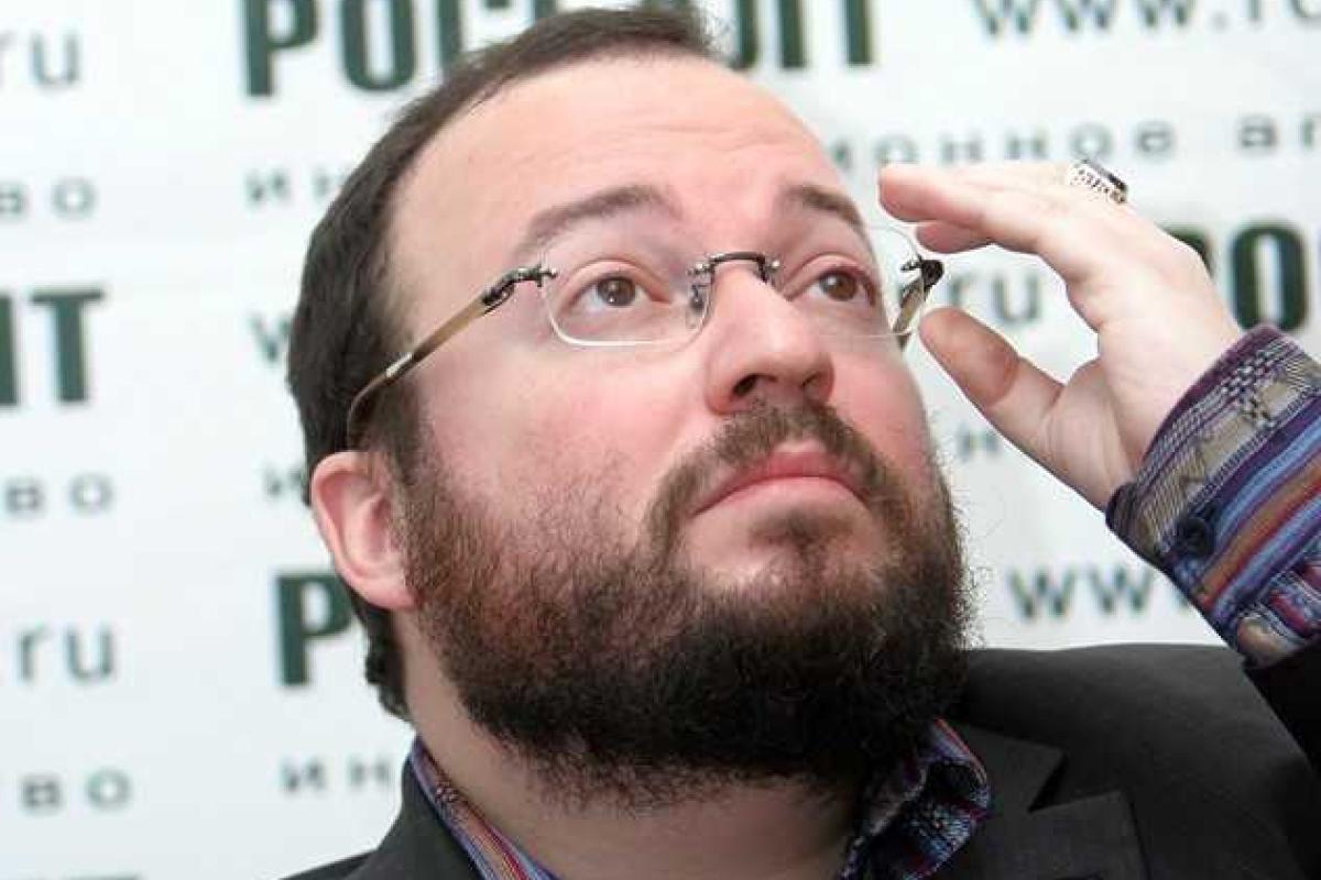 Российский политолог: На повестке дня дворцовый переворот Российский политолог: На повестке дня дворцовый переворот
