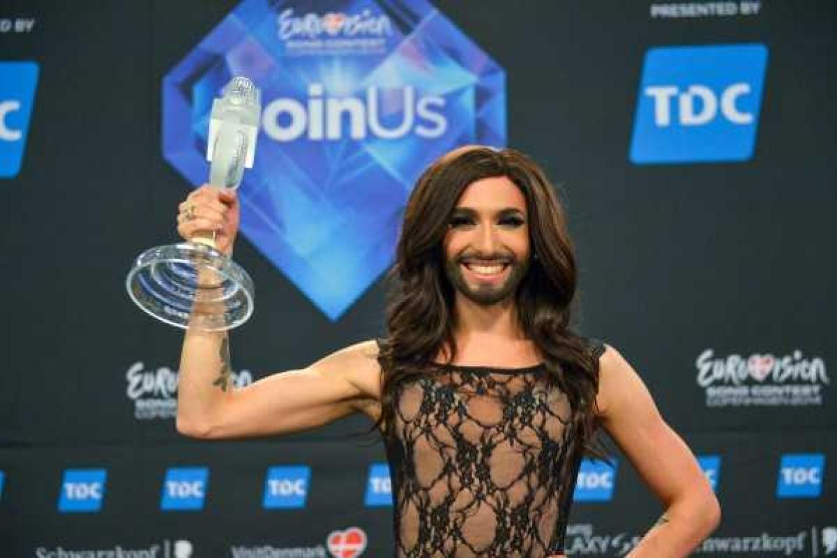 Сова Ева заговорит с русским акцентом голосом Кончиты Вурст 