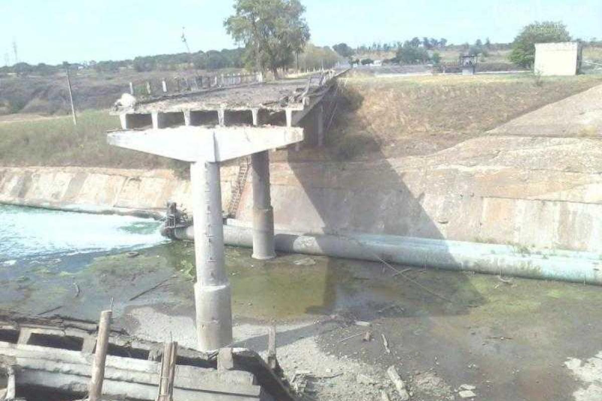 Взорван мост под Мариуполем Взорван мост под Мариуполем