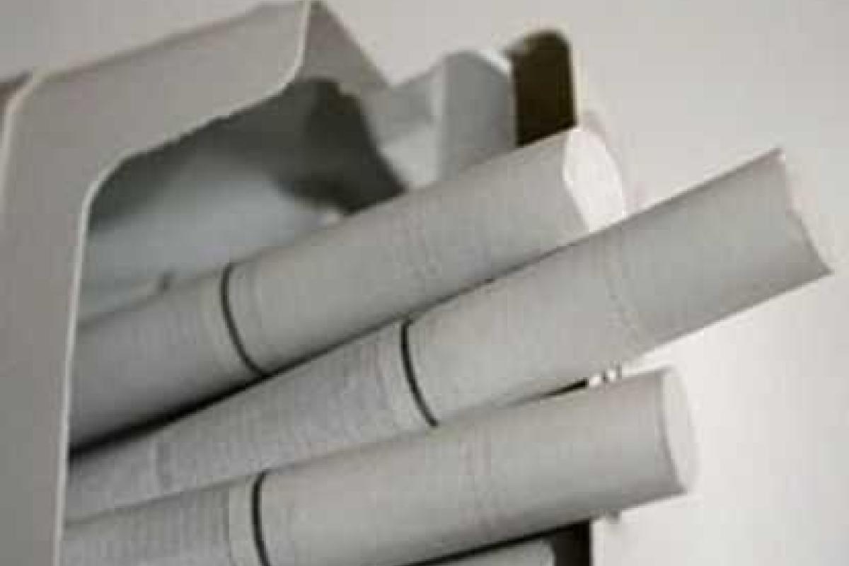 У предприимчивой харьковчанки изъяли около 2 тысяч пачек контрабандных сигарет У предприимчивой харьковчанки изъяли около 2 тысяч пачек контрабандных сигарет