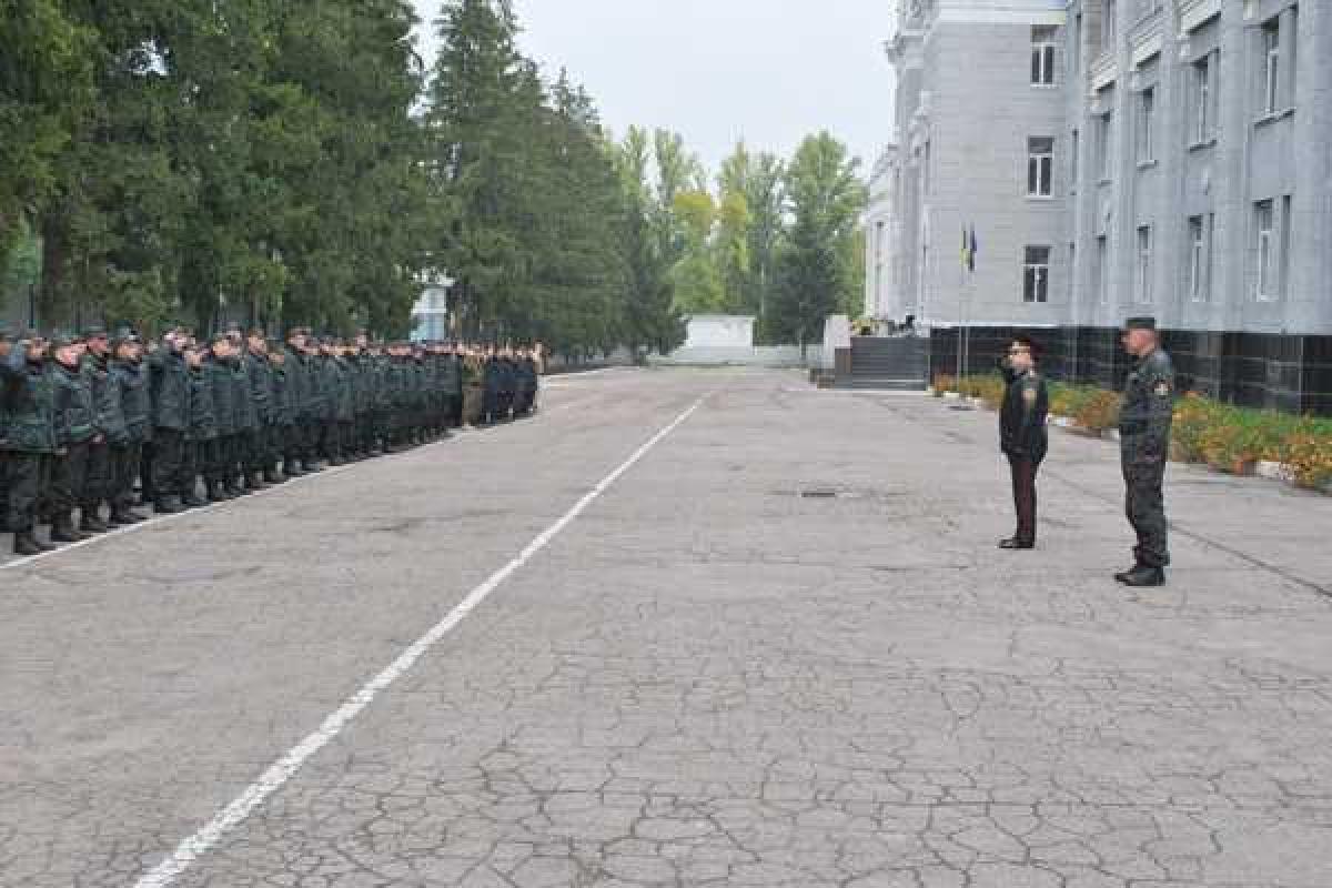 Командующий Нацгвардии встретился с мобилизованными бойцами
