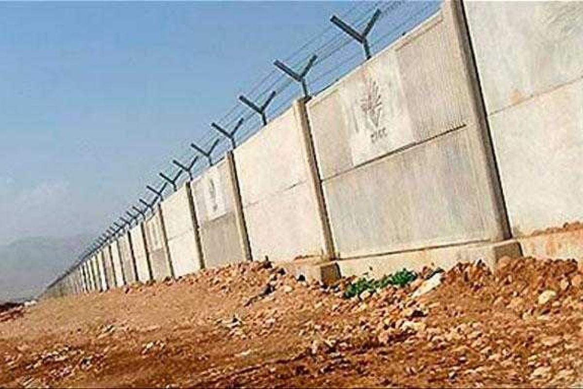 Между Украиной и Россией будет воздвигнута "стена" 