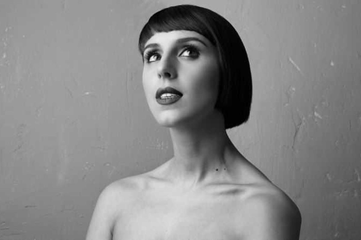 Джамала "бросилась" с высоты ради мира в Украине