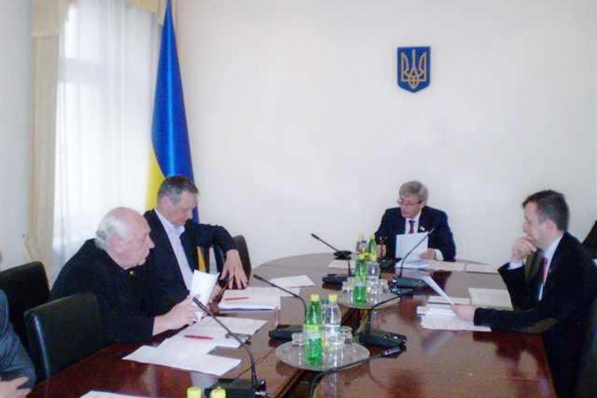 В Украине усилена ответственность за совершение преступления в отношении лиц, признанных инвалидами В Украине усилена ответственность за совершение преступления в отношении лиц, признанных инвалидами