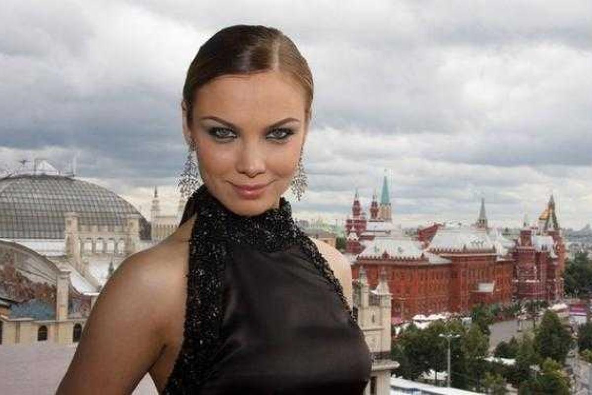 Татьяна Арнтгольц хранит тайну о явном романе с Григорием Антипенко Татьяна Арнтгольц хранит тайну о явном романе с Григорием Антипенко