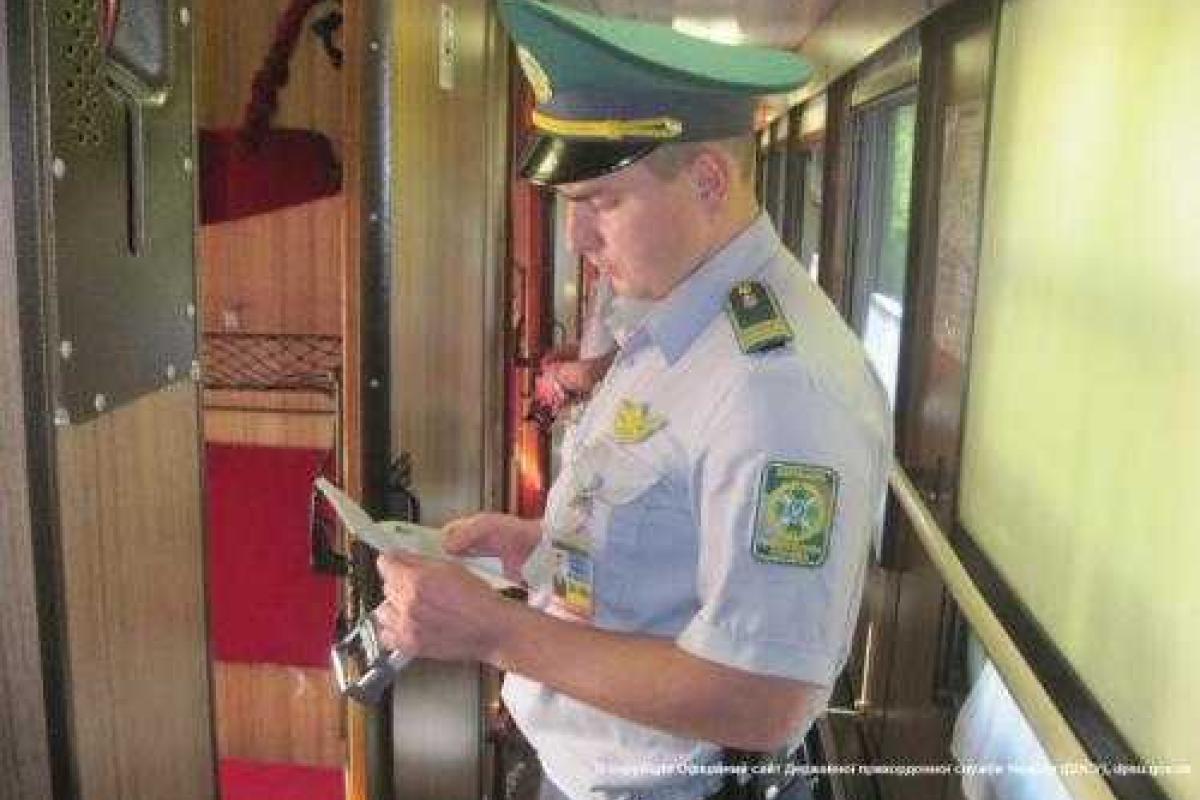 Сумские пограничники задержали в поезде "хулигана" по ориентировке