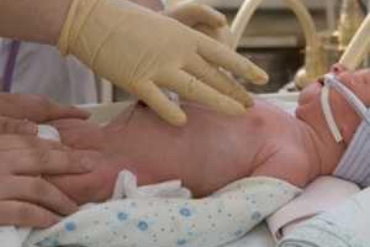 Грудного ребенка нашли в туалете московского торгового центра