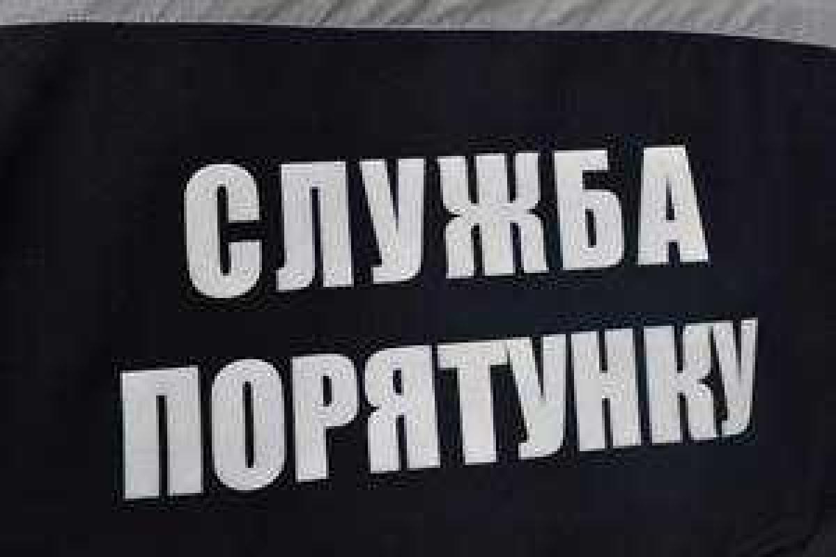 Житомирские спасатели за день освободили 2-х детей из квартирных ловушек Житомирские спасатели за день освободили 2-х детей из квартирных ловушек