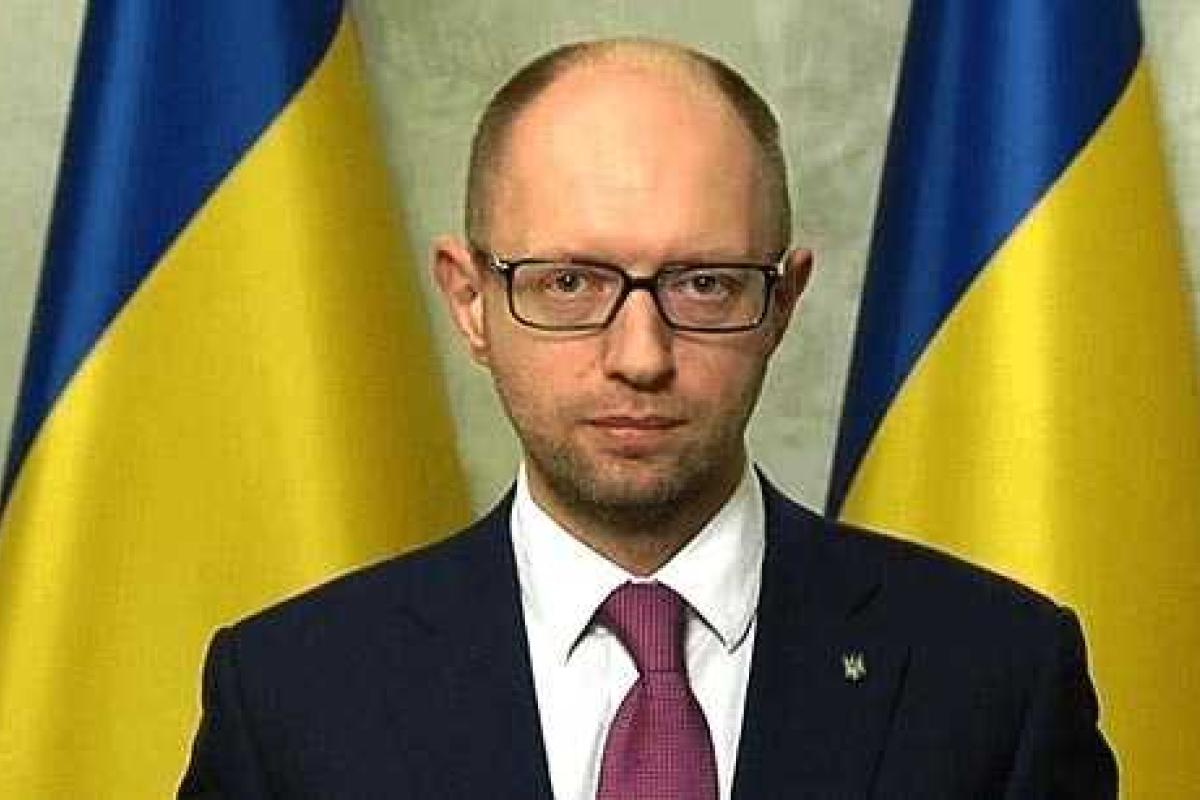 Яценюк поздравил машиностроителей с профессиональным праздником Яценюк поздравил машиностроителей с профессиональным праздником