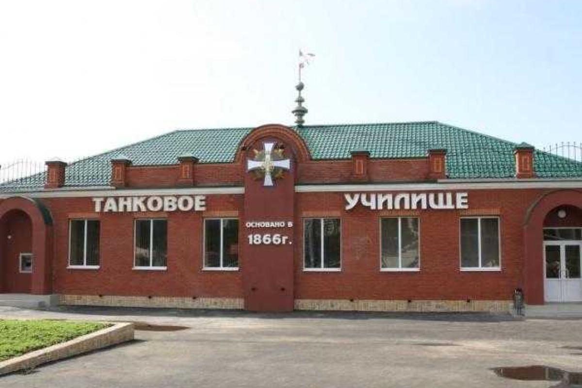 Родственники казанских курсантов-танкистов не хотят отпускать детей на убой 