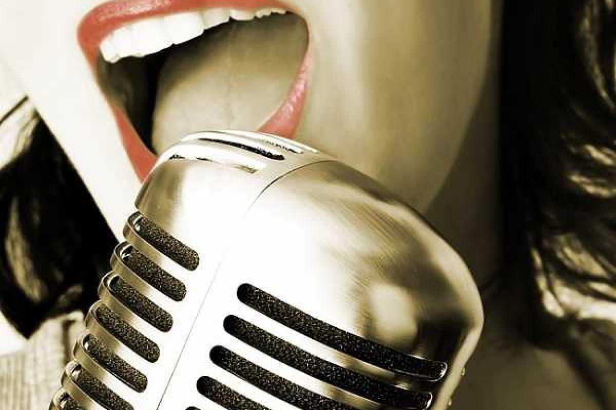 В России очень хотят "заставить" артистов петь вживую В России очень хотят "заставить" артистов петь вживую