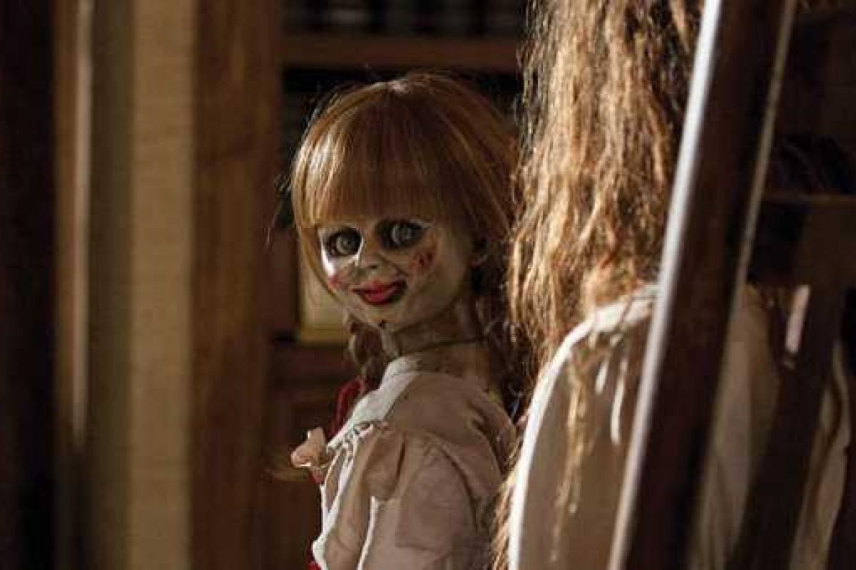 Фильм "Проклятие Аннабель" доводит зрителей до неистовства Фильм "Проклятие Аннабель" доводит зрителей до неистовства