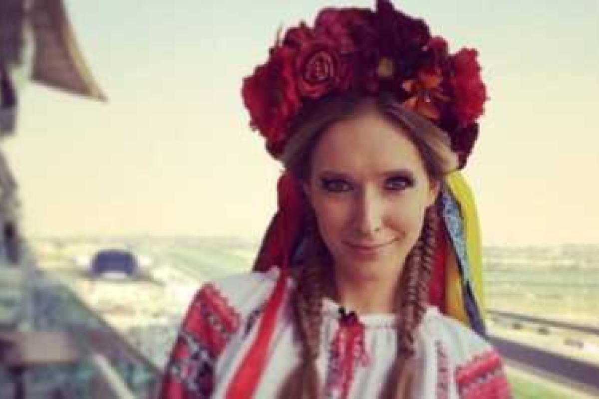 Катя Осадчая устроила себе выходной от работы и косметики Катя Осадчая устроила себе выходной от работы и косметики