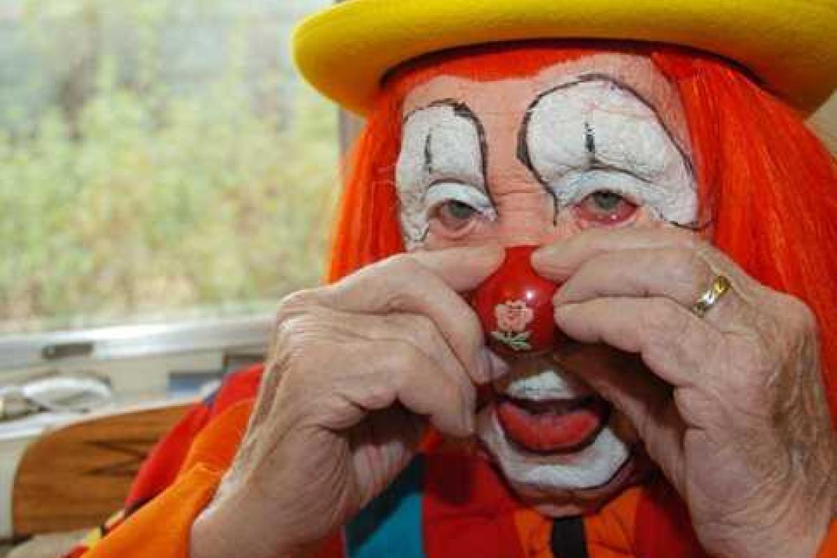 Самый старый в мире клоун ушел в мир иной Самый старый в мире клоун ушел в мир иной