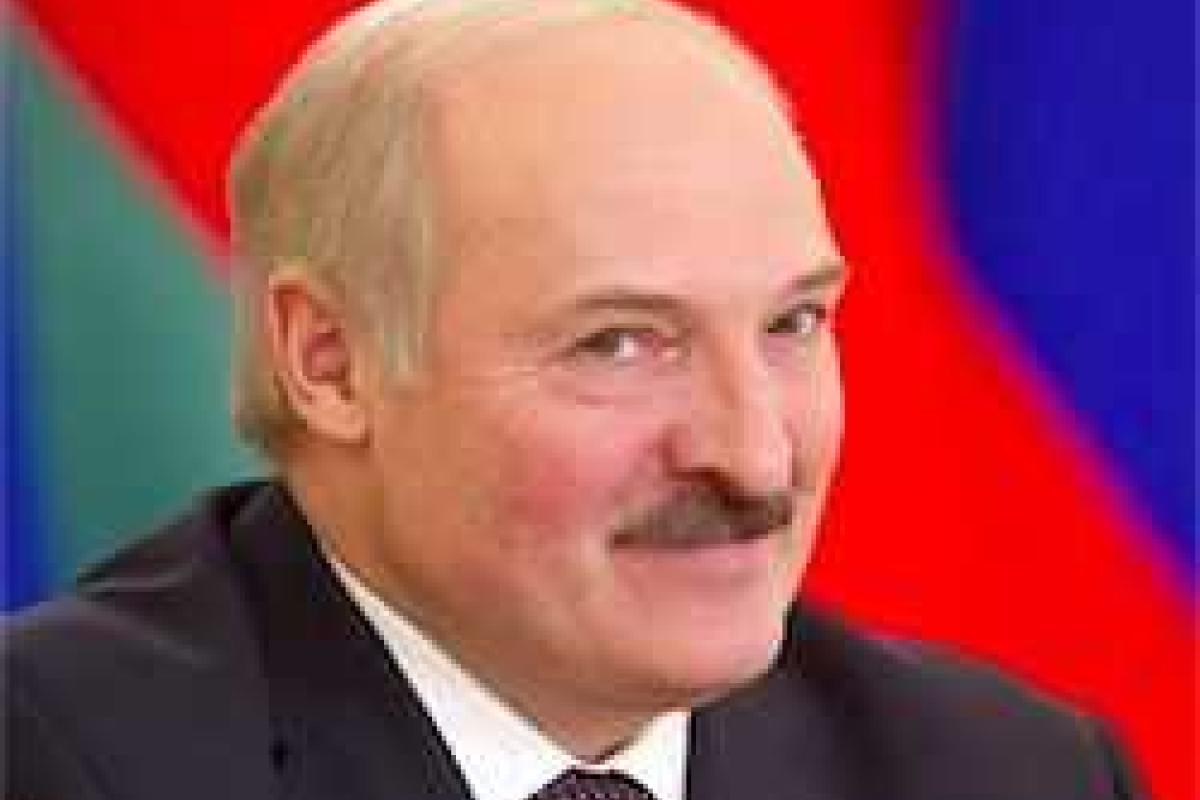 Лукашенко вновь нацелился на президентство Лукашенко вновь нацелился на президентство