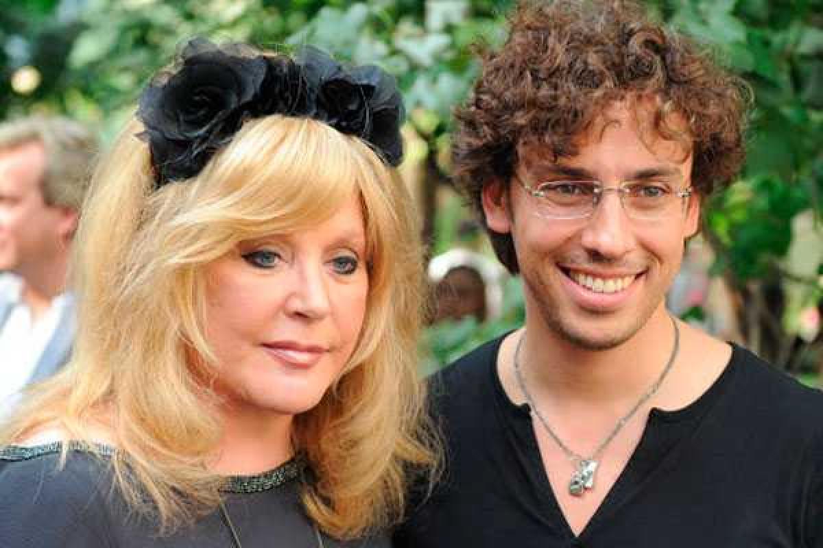 Максим Галкин: У нас так - мама строгая, я балую Максим Галкин: У нас так - мама строгая, я балую