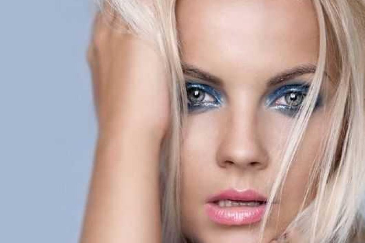 Маша Гойя решила участвовать в "Евровидение 2015" Маша Гойя решила участвовать в "Евровидение 2015"