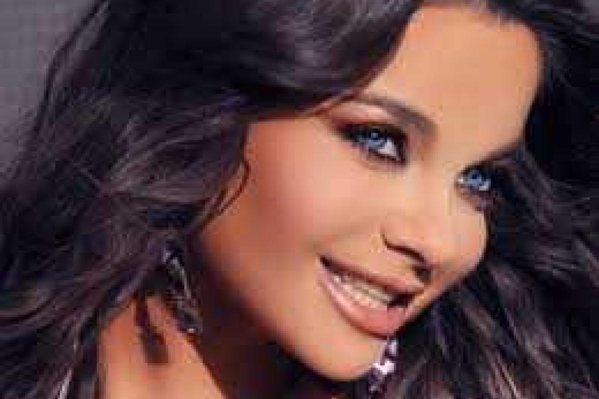 Наташа Королева прикинулась тыквой Наташа Королева прикинулась тыквой