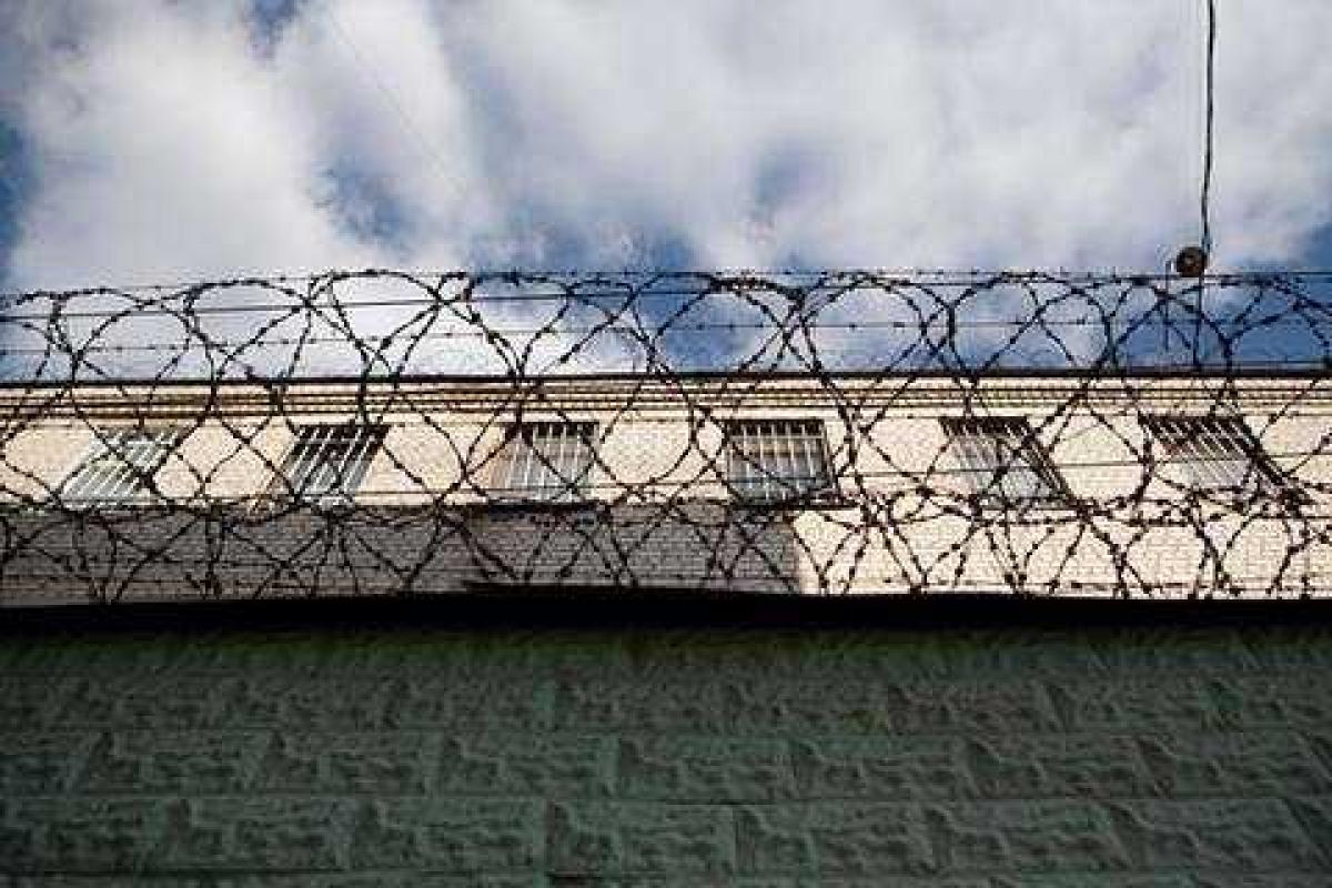 40 тонн муки боевики ЛНР украли из Суходольской колонии