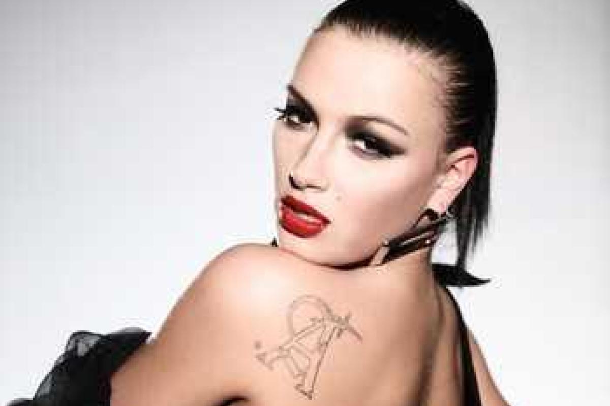 Анастасия Приходько Пореченкову: контуженный, несчастный, пойди в поле поплачь Анастасия Приходько Пореченкову: контуженный, несчастный, пойди в поле поплачь