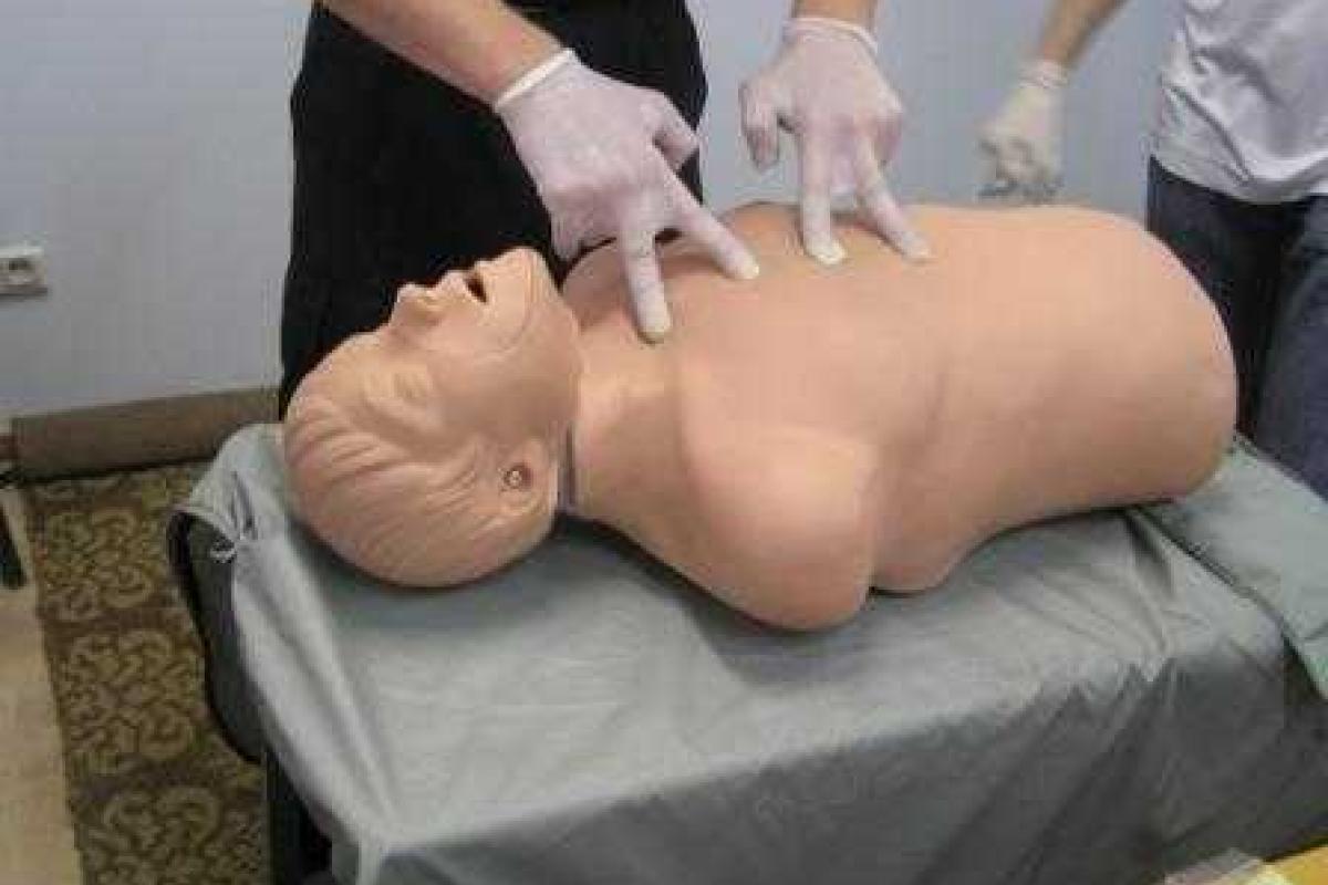 Киевлян учат оказывать первую доврачебную помощь