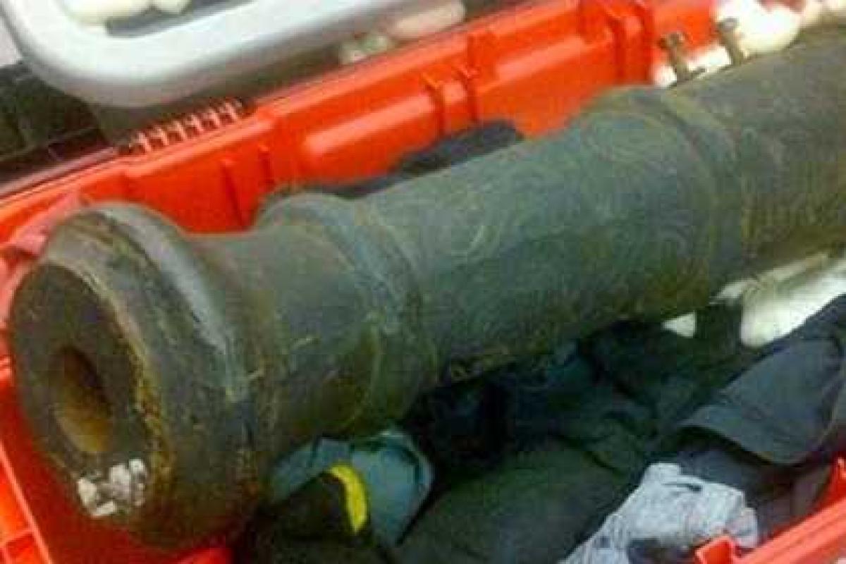 Турист увез с Гавайских островов старинную пушку Турист увез с Гавайских островов старинную пушку