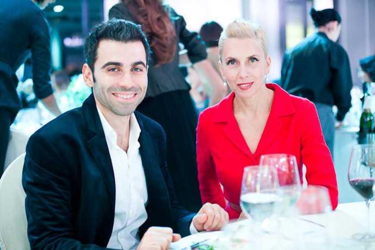 Алена Свиридова "полным ходом" готовится к свадьбе