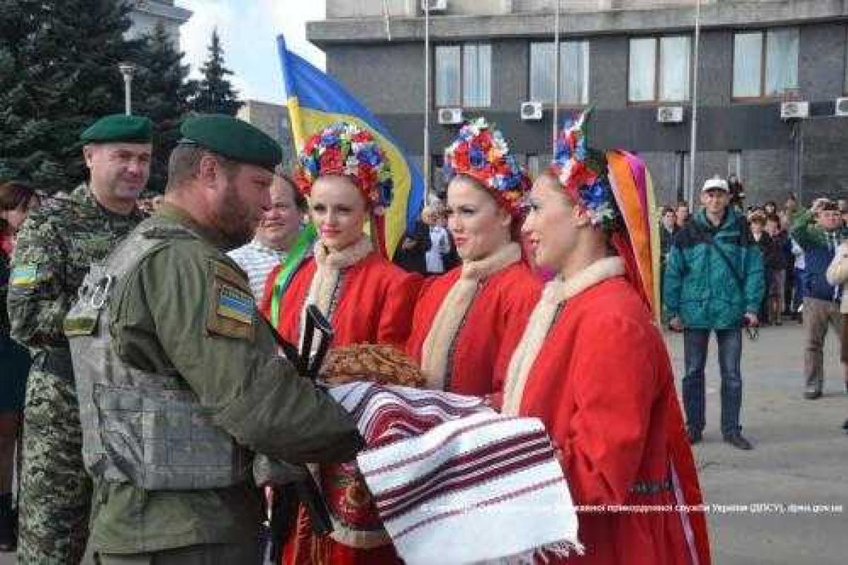 Пограничников Сумского отряда встретили из зоны АТО 