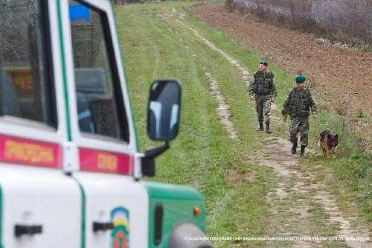 Пограничники перекрыли несколько каналов нелегальной миграции Пограничники перекрыли несколько каналов нелегальной миграции