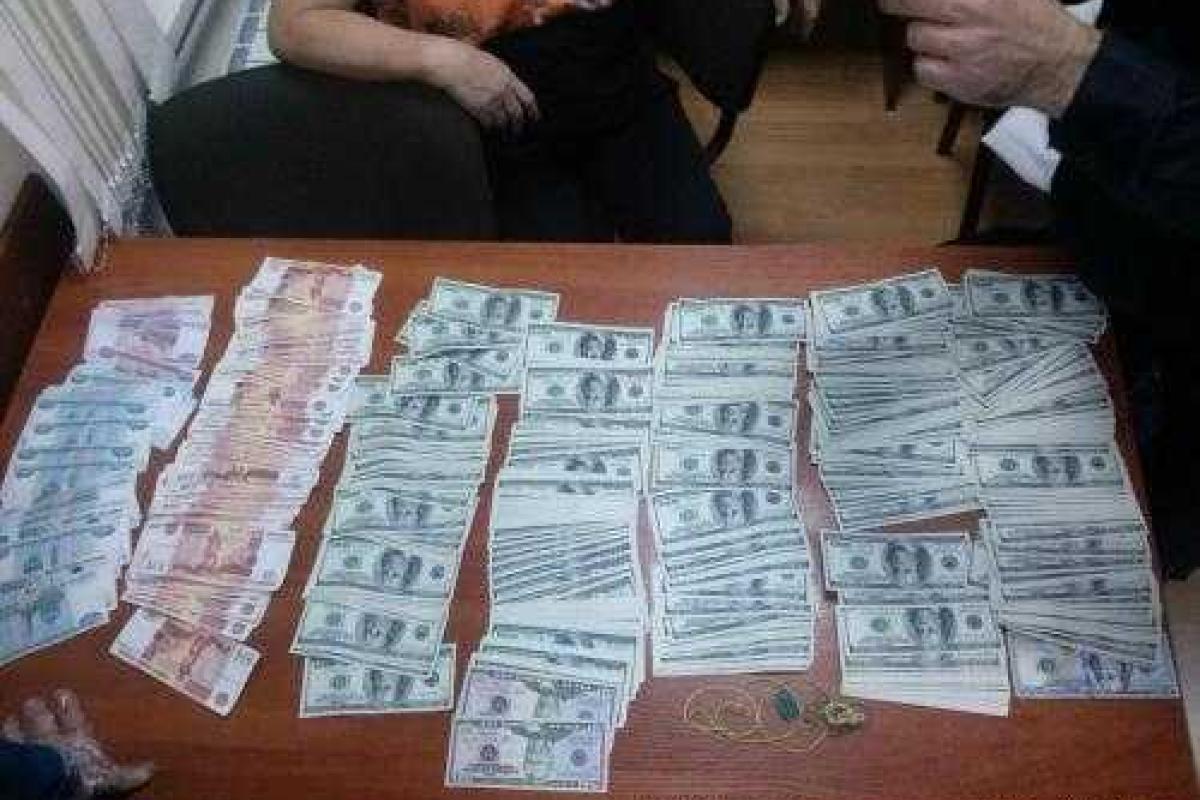 Харьковские пограничники застукали пенсионерку с валютой