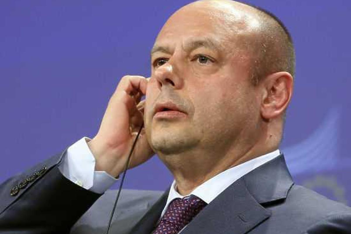 Продан вышел из ГПУ после 3-часового допроса