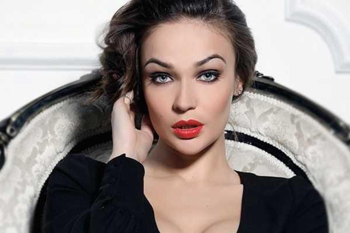 Алена Водонаева показала фото своего любимого Бо Алена Водонаева показала фото своего любимого Бо