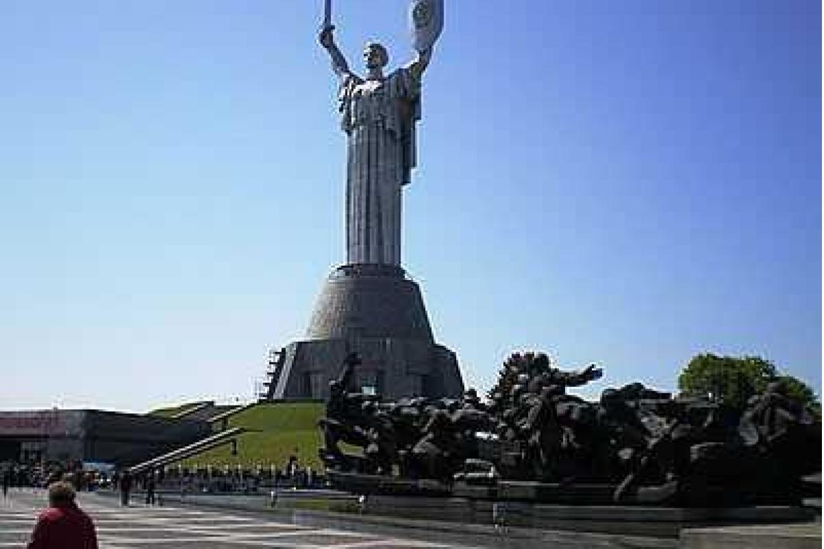 В столице отметили 71-ю годовщину освобождения Киева от фашистских захватчиков В столице отметили 71-ю годовщину освобождения Киева от фашистских захватчиков